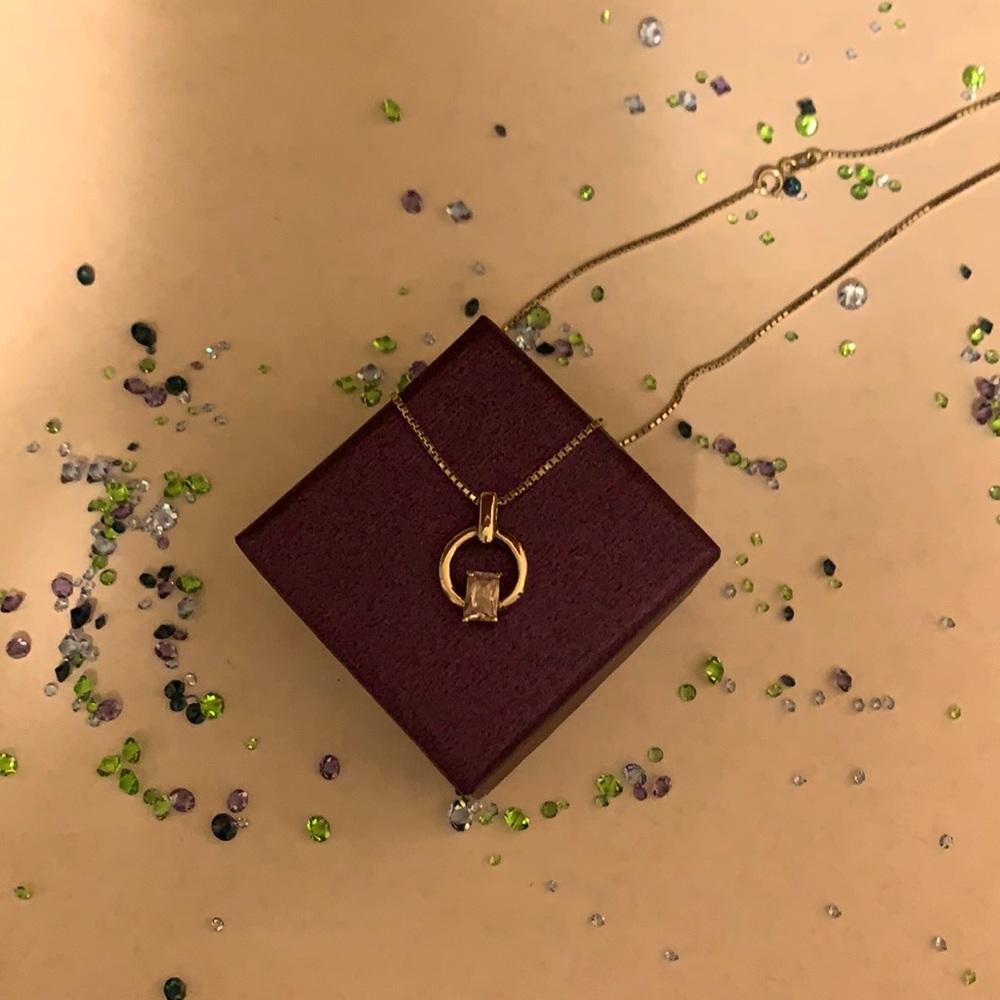 NEW crystal necklace